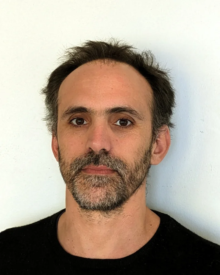 Retrato de Daniel Reyes Pace, psicólogo clínico